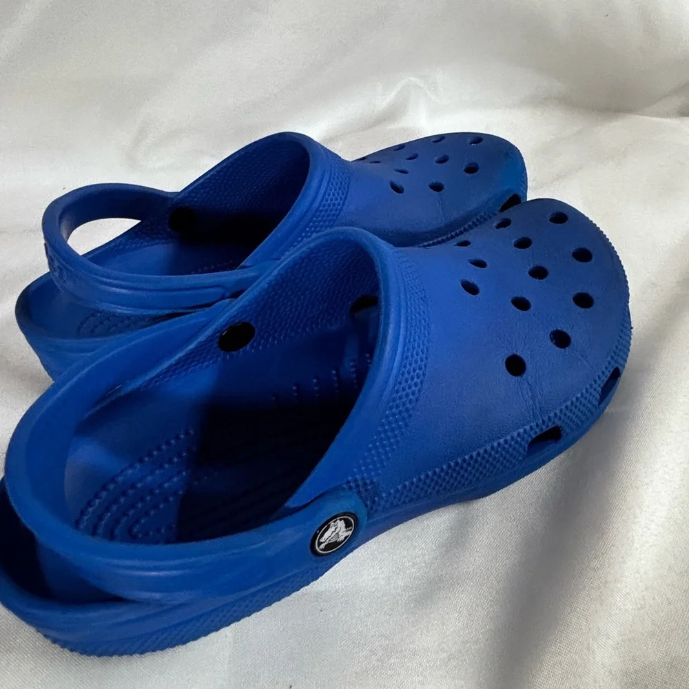 CROCS Men's Classic‎ Blue Sandals